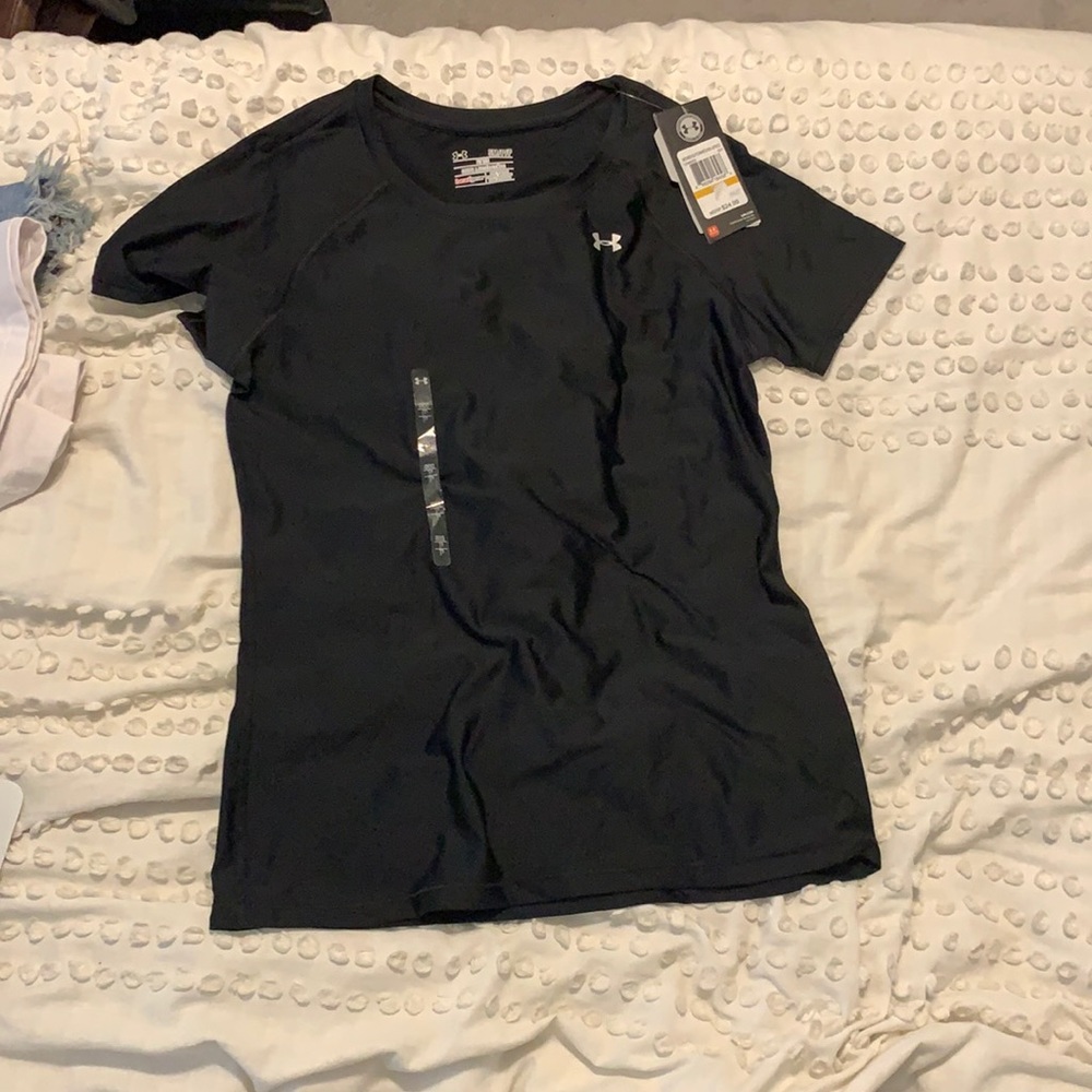 Brand new under armor tshirt